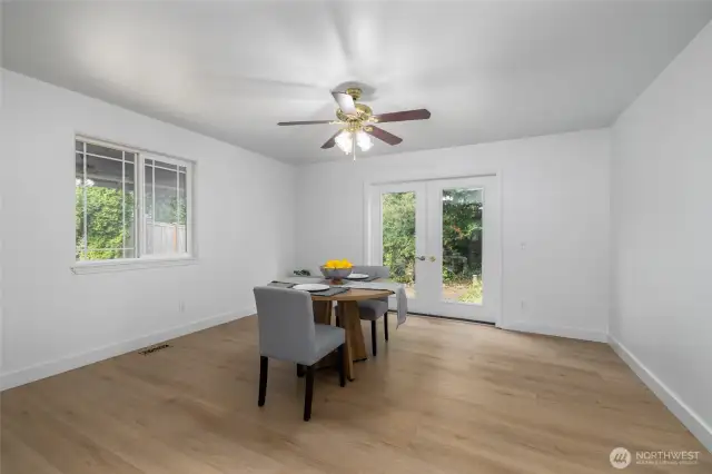 Large dining room to fit all of your guests.