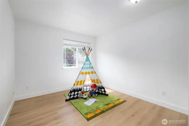 Third bedroom.