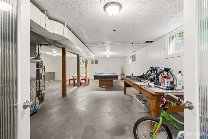 Additional large room on the lower level. Can be used for a storage room, gym, play room, etc.