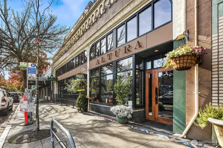 So close to retail, transportation and beautiful parks in this special corner of Capitol Hill