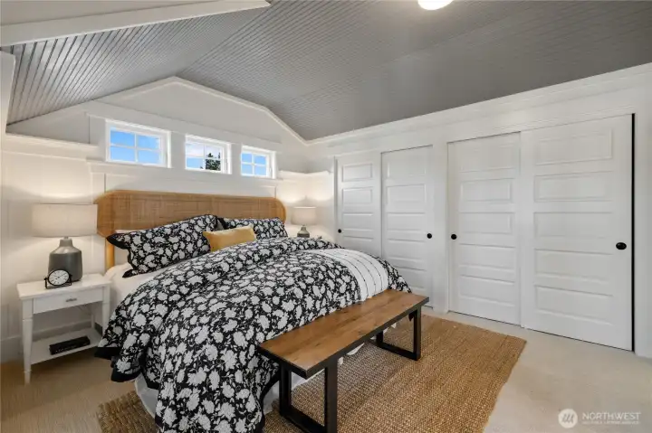 Primary suite, with bonus room!