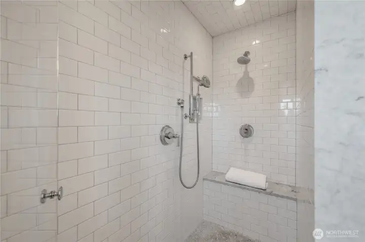 Primary suite, with bonus room!