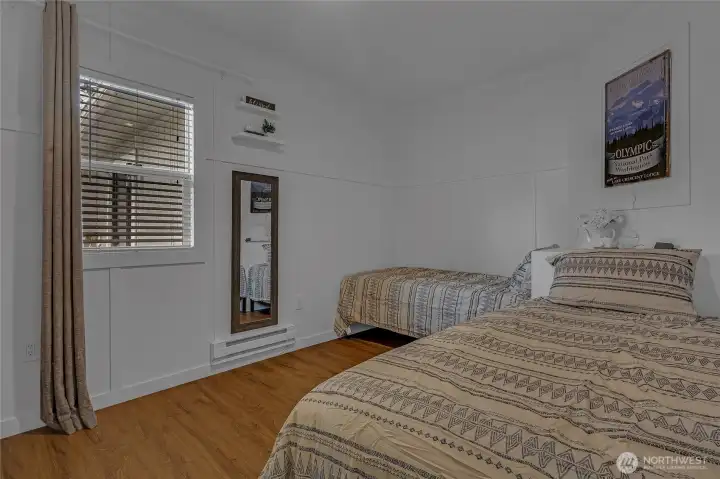 Main house 2nd bedroom