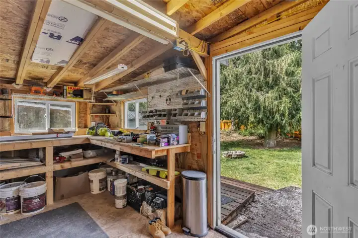 Shop shed