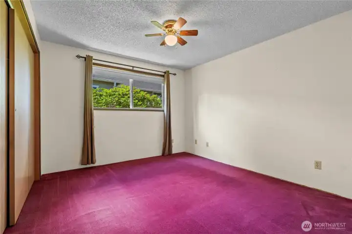 Bedroom w/Fun Pink Carpet!