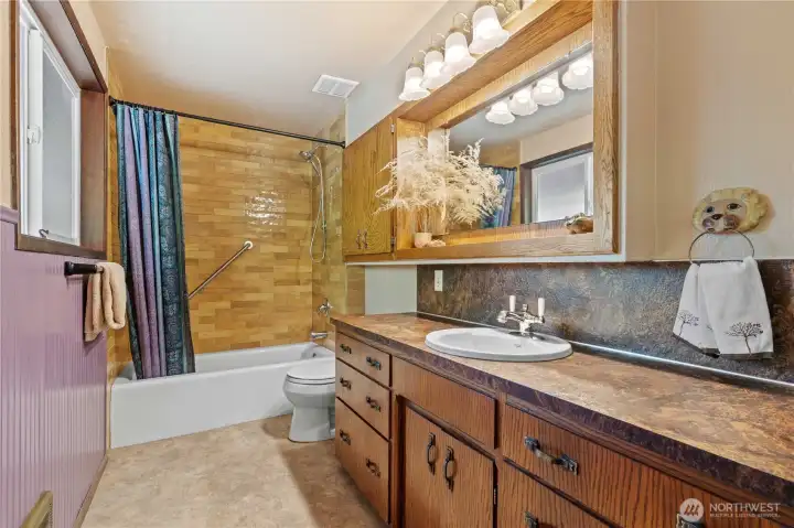 Full Bath w/Custom Tile Shower and Leathered Vinyl Laminate Counters