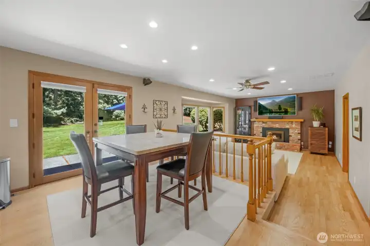 Large eating nook between Kitchen and family room. Newly finished hardwoods.
