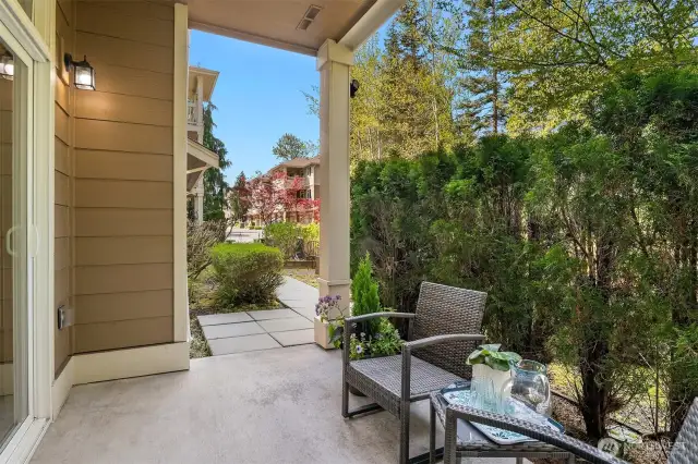 Patio w/ Access to Community Garden