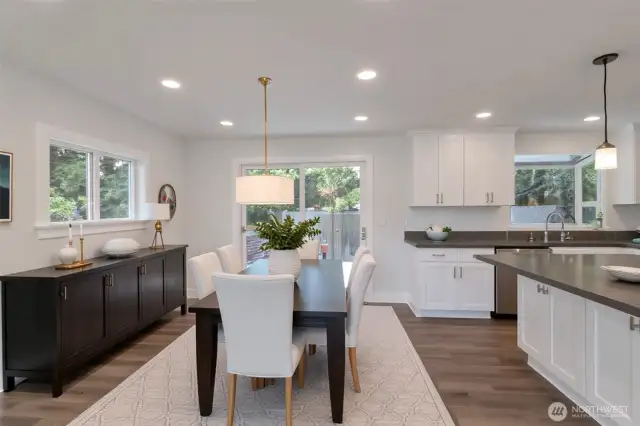 Virtual Staging Dining room