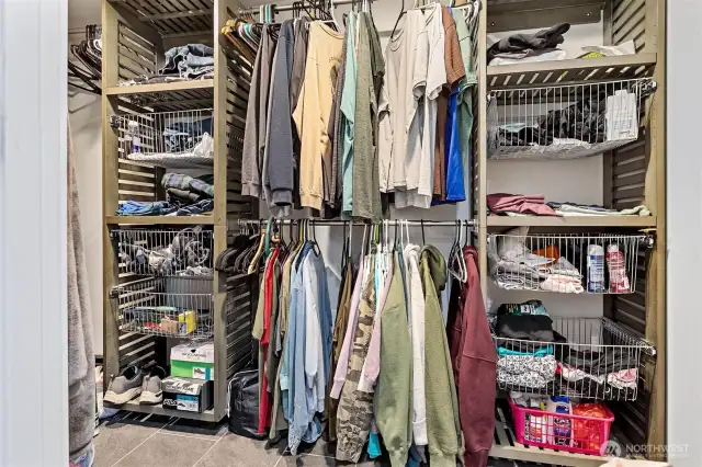 Good amount of space for your clothes and more