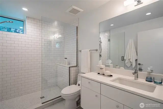 Primary Bathroom#4