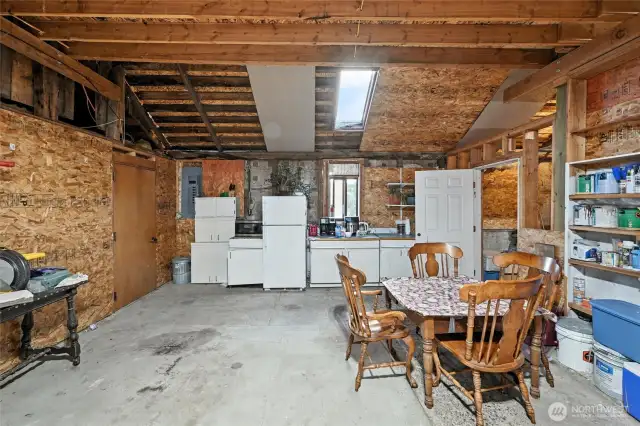 Area that could be finished off for additional living space. Bonus room to the left.