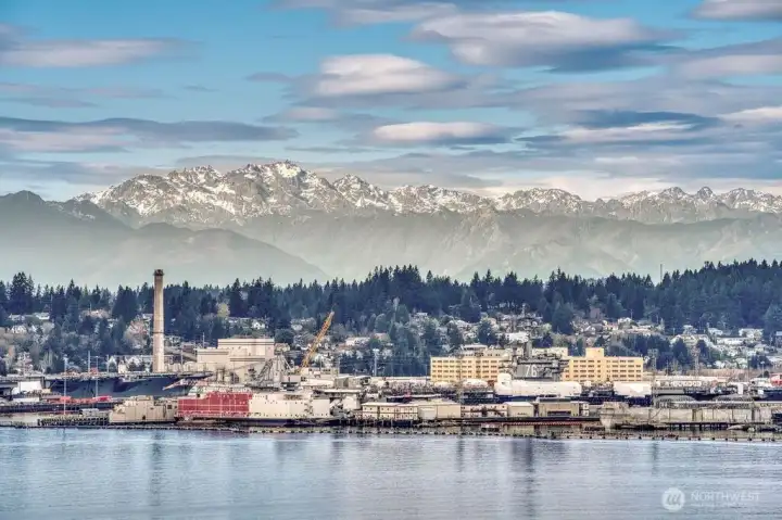 How about that spectacular view, it is actually more expansive that this.