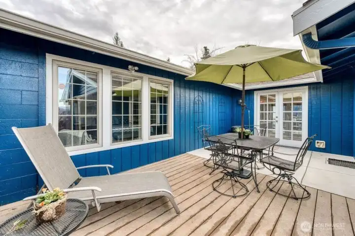 This is one of two private court yards, it could be a ideal space a hot tub.