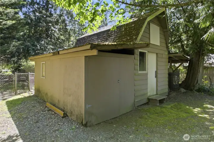 Storage shed