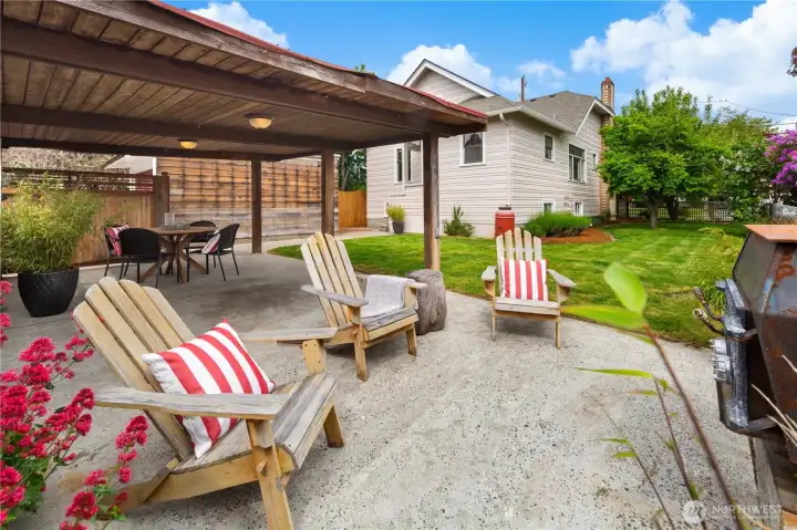 Large outdoor cabana with wood burning fireplace for year round outdoor living. Large outdoor cabana with wood burning fireplace for year round outdoor living.