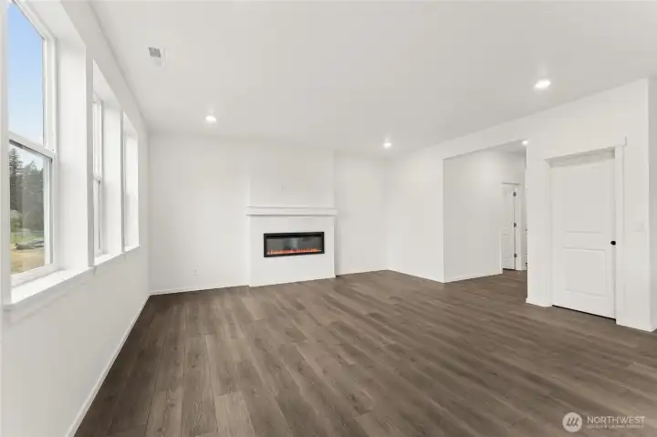 DISCLAIMER: Photos are for informational purposes only and are of another Sapphire floor plan in the community; actual colors, flooring, features or carpet may vary DISCLAIMER: Photos are for informational purposes only and are of another Sapphire floor plan in the community; actual colors, flooring, features or carpet may vary