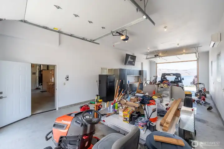 Third bay garage. Third bay garage.