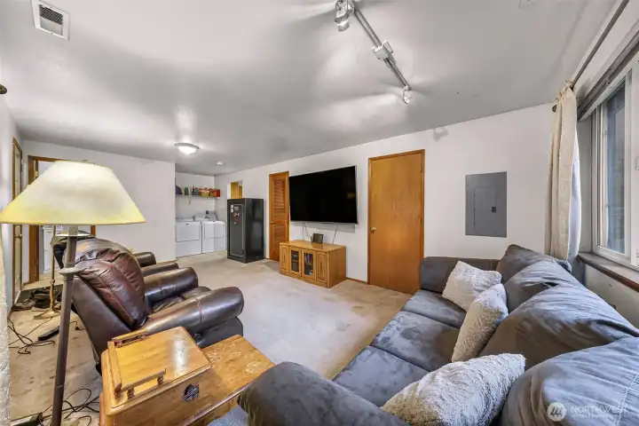 Laundry room in a convenient location Laundry room in a convenient location