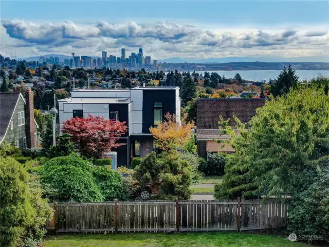 The black and white modern was just expanded this year and the brown shingled home to the right cannot go higher, so the views you see here are almost guaranteed to remain.