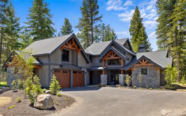 *Home photos are sample home plans that could be built by Woodridge Custom Homes.