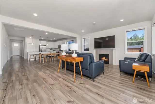 Bright, airy, spacious layout