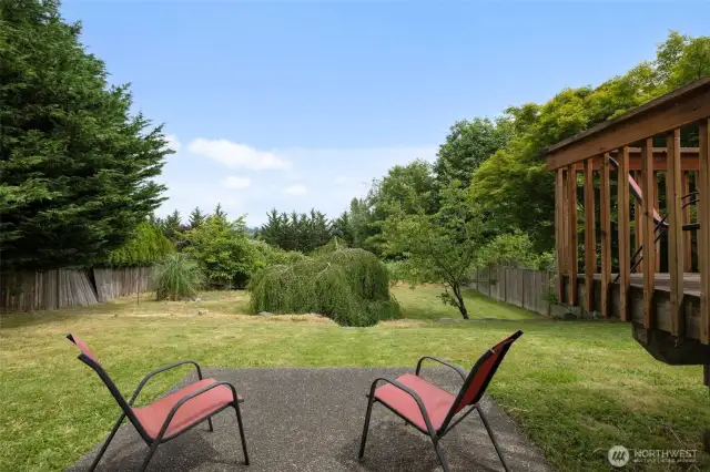 Nice little patio!