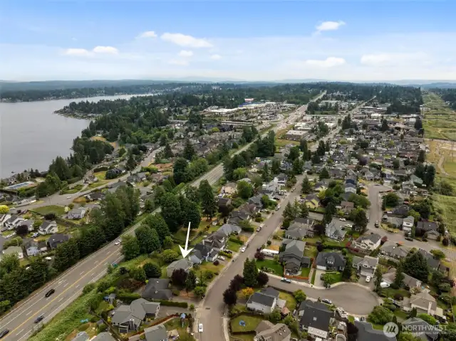 Close to the Lake!