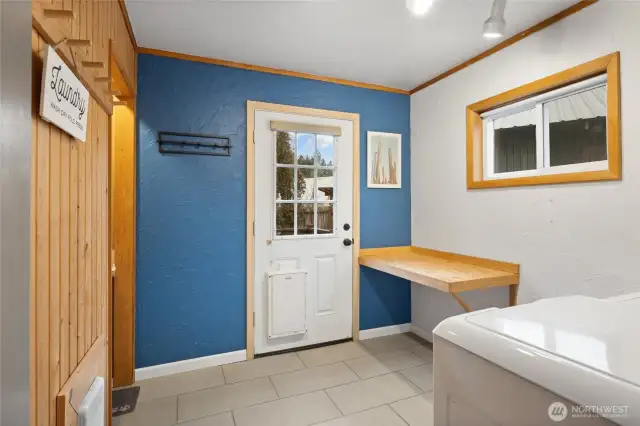 laundry room/utility