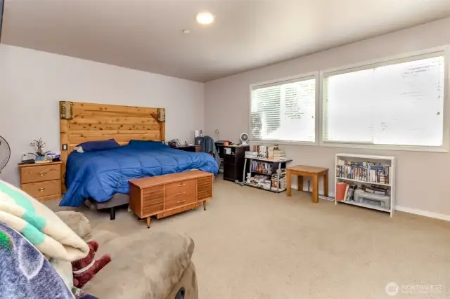 Create your own oasis in this huge primary space.
