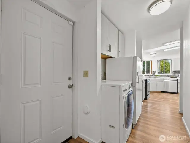 Door to back deck