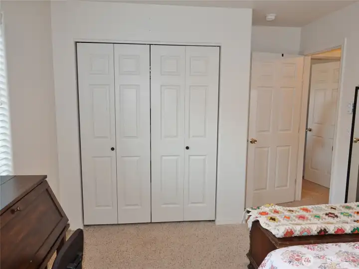 2nd Bedroom.