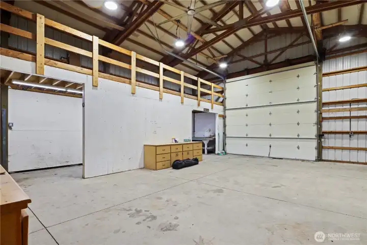 Area to the left is great for storage or office space?