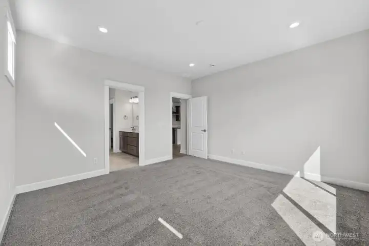 2704 Bowthorpe Street ~ Ready Now