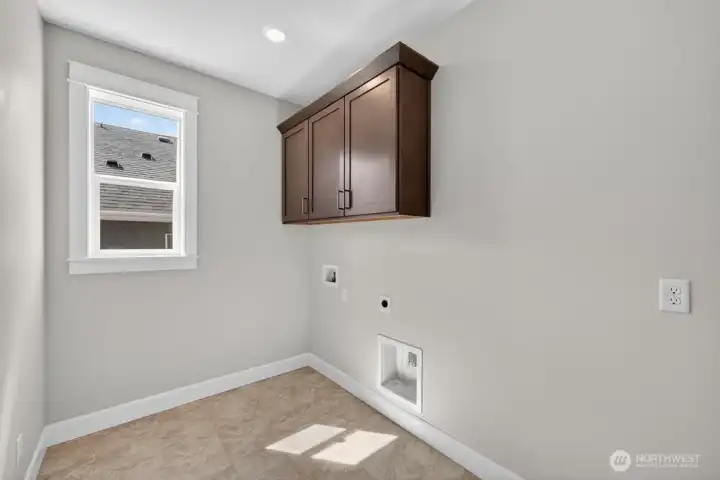 2704 Bowthorpe Street ~ Ready Now