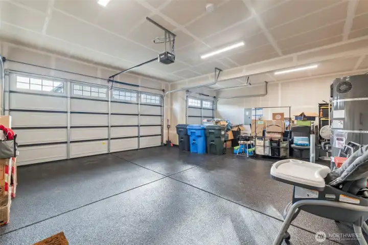 Upgraded professional polyaspartic floor coating in garage