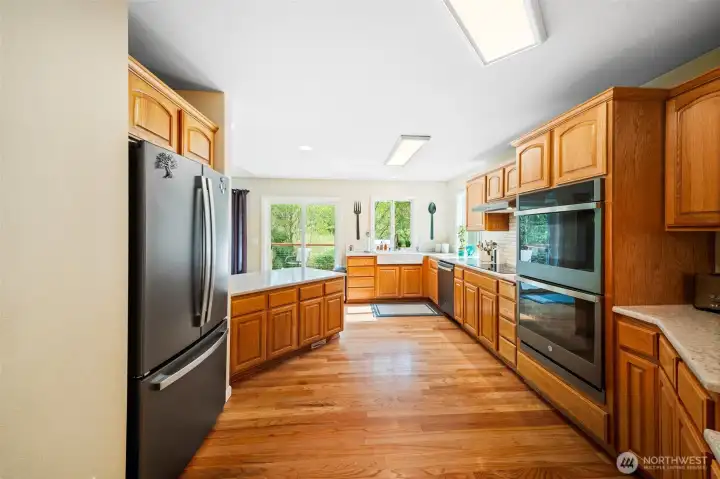 kitchen update including new appliances 2023