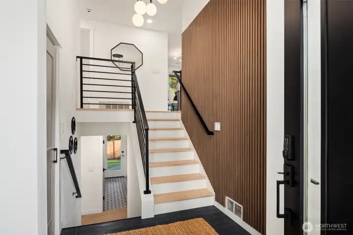 Spacious entry landing