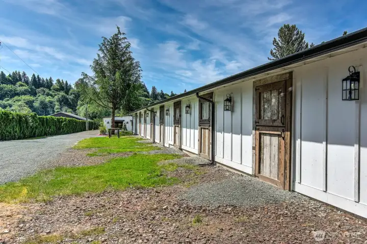 8k square foot building currently used for storage