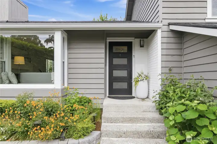 Exceptional 3 Bedroom, 3 Bath, 1470sqft Remodeled Tri-Level Home in Cottonwood Grove in Private Cul-de-sac Location with Lots of Upgraded Features, Abundant Natural Light, Contemporary Finishes, and Seamless Indoor-Outdoor Flow Ideal for Everyday Living.