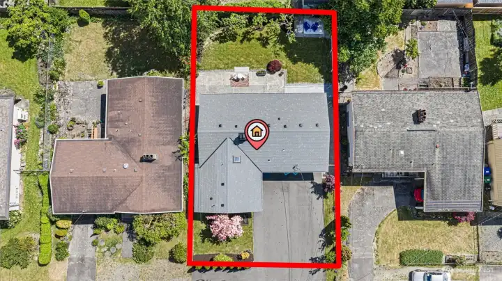 5,600 SF. The red line shows every inch of it. Fully pre-inspected and cared for. Level-headed, renewed, ready.