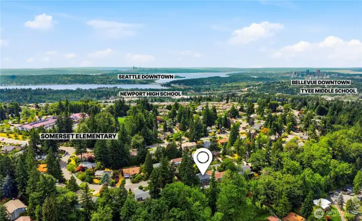 One street from Somerset Elem with easy access to Bellevue and Seattle downtowns