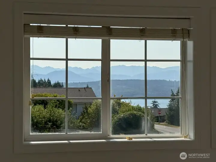 Guest bedroom #2 view!