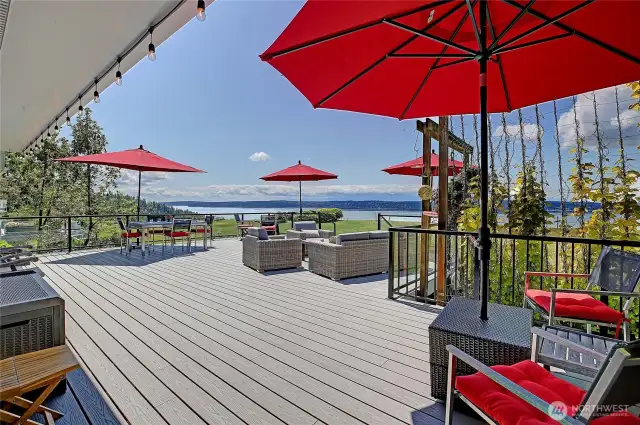 Beautiful Oversized Level Deck~