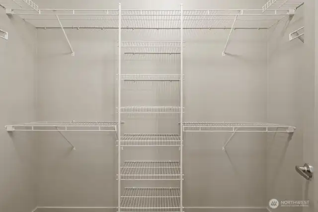 Walk-in closet