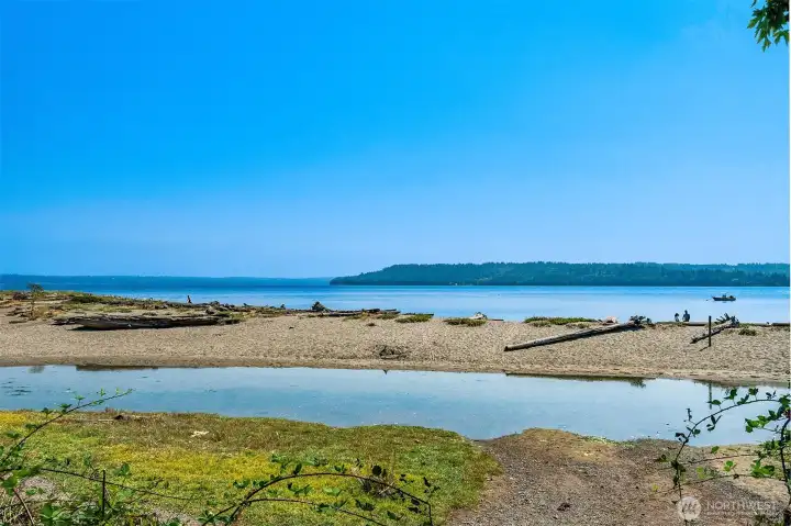 KVI Beach, also known as Point Heyer, is an iconic Vashon beach that is worth visiting when it is sunny or rainy. It has a tidal marsh which is fabulous for bird watching and you might even see the occasional deer or coyote.
