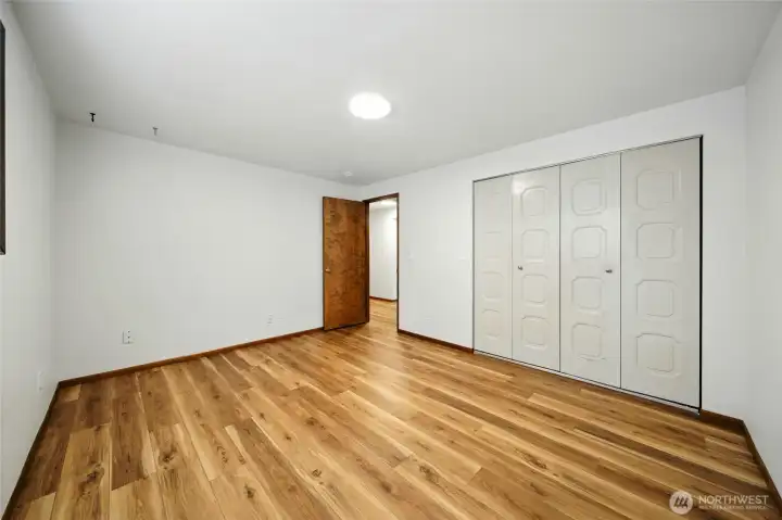 Vinyl plank flooring throughout