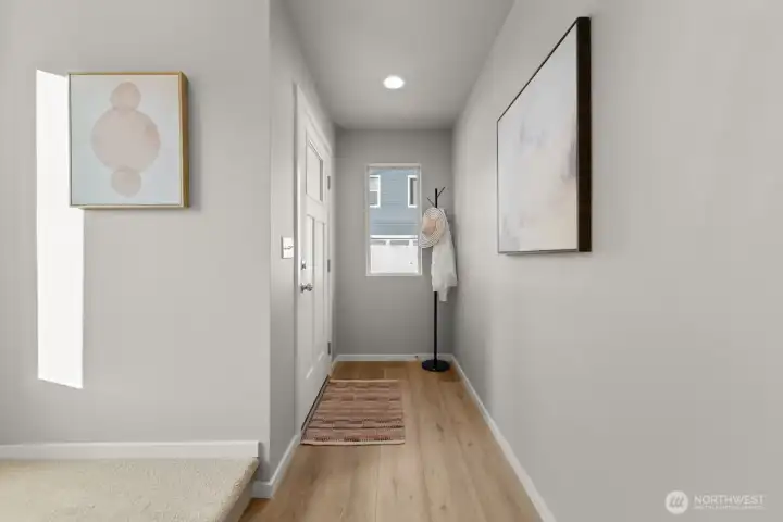 Photographs are for illustrative purposes only. Features, finishes, interior/exterior colors, landscaping and floorplan shown may vary from actual homes built.