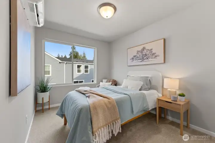 Photographs are for illustrative purposes only. Features, finishes, interior/exterior colors, landscaping and floorplan shown may vary from actual homes built.