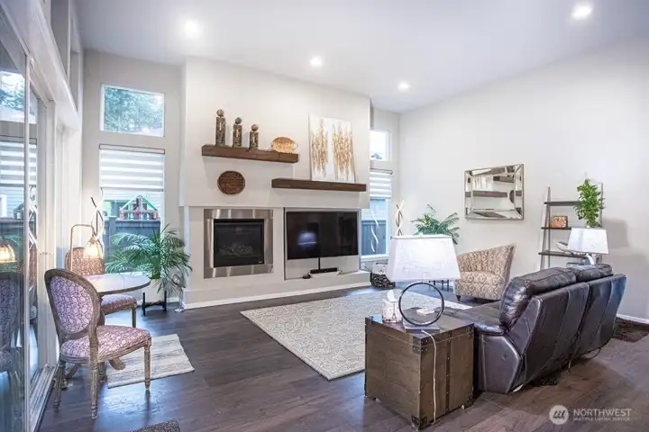 Living room with gas fireplace